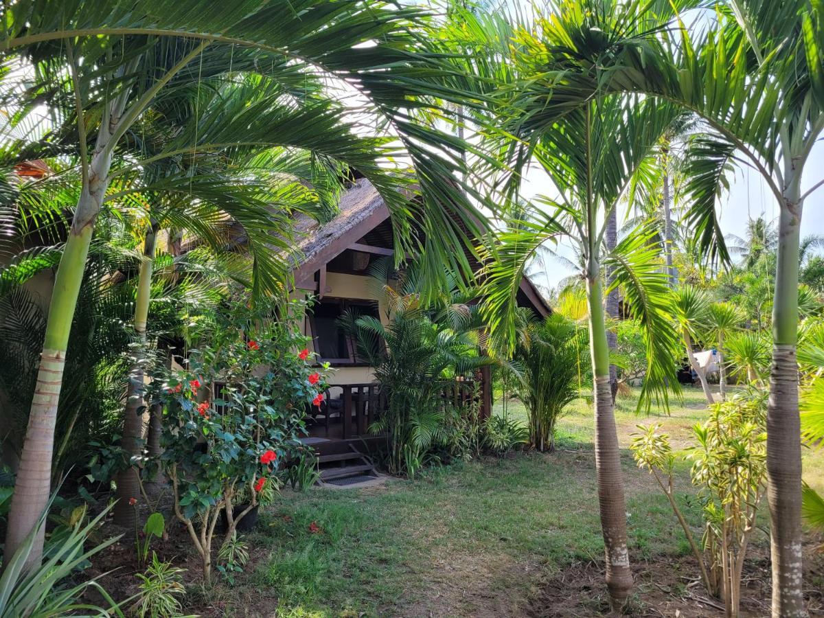 Rumah Sunyi Gili Trawangan Exterior photo