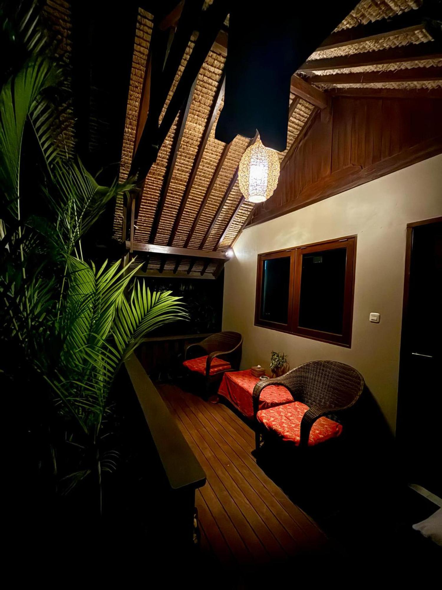 Rumah Sunyi Gili Trawangan Exterior photo